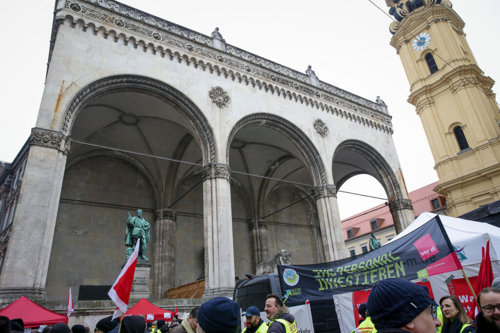 Eventfotografie in München - Friday for Future - Munich, Germany Climate activists demand urgent action in Munich