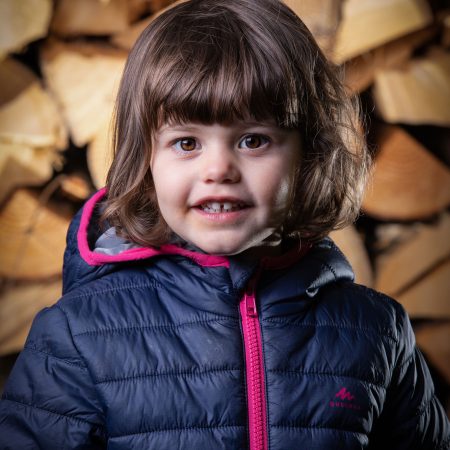 Cleo, kind portrait in München - Valerio Agolino Portrait Fotograf in München